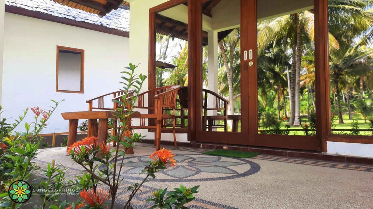 Sunset Springs Beach Retreat Papak Exterior foto